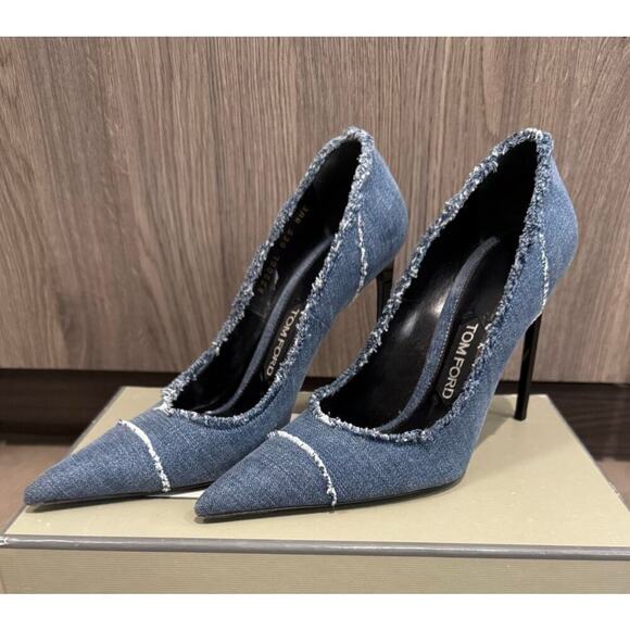 Tom Ford Frayed Raw Blue Denim Pointed Toe Stiletto Heel Pumps Size 39 $790 MSRP - Picture 2 of 14